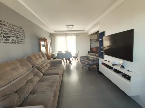 Alugar Casa / Condomínio em Pelotas. apenas R$ 560.000,00