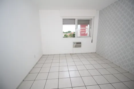 Alugar Apartamento / Padrão em Pelotas. apenas R$ 900,00