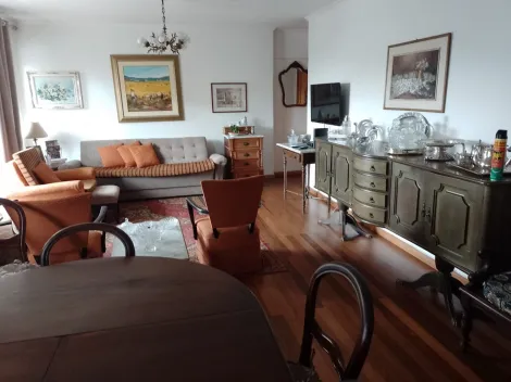 Apartamento Espaçoso à Venda - Ótima Localização Central