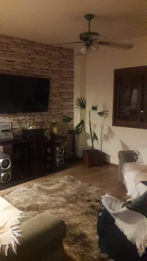 imagem 1 - Casa à Venda: Sala de Estar e Jantar, Cozinha Planejada e Ampla Área de Garagem com Churrasqueira imagem 1 - Casa à Venda: Sala de Estar e Jantar, Cozinha Planejada e Ampla Área de Garagem com Churrasqueira