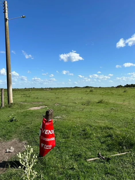 Terreno à Venda no Pontal da Barra, Laranjal