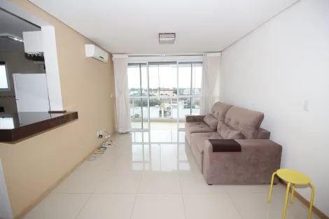 Alugar Apartamento / Padrão em Pelotas. apenas R$ 4.000,00