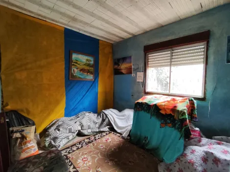 imagem 5 - Ótima oportunidade de adquirir uma casa na Professor Mário Peiruque, próxima à RBS, com 4 quartos e dois banheiros. imagem 5 - Ótima oportunidade de adquirir uma casa na Professor Mário Peiruque, próxima à RBS, com 4 quartos e dois banheiros.