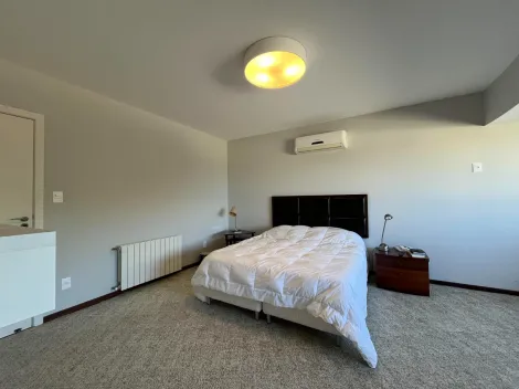 imagem 5 - Casa de Luxo à Beira da Praia do Laranjal no Condomínio Fechado Costa Doce - 4 Dormitórios, 3 Suítes, Espaço Gourmet e Mais imagem 5 - Casa de Luxo à Beira da Praia do Laranjal no Condomínio Fechado Costa Doce - 4 Dormitórios, 3 Suítes, Espaço Gourmet e Mais