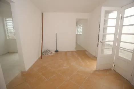 imagem 5 - Casa no Centro de Pelotas, Próximo ao HU - Ideal para Residência ou Comércio imagem 5 - Casa no Centro de Pelotas, Próximo ao HU - Ideal para Residência ou Comércio
