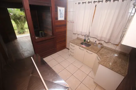 imagem 4 - Aluguel de Chalé Pré-Fabricado - 2 Dormitórios com Pátio Amplo imagem 4 - Aluguel de Chalé Pré-Fabricado - 2 Dormitórios com Pátio Amplo