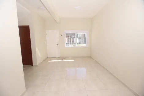 imagem 1 - Ampla Casa com Suíte e Garagem para 2 Carros no Bairro Colina do Sol imagem 1 - Ampla Casa com Suíte e Garagem para 2 Carros no Bairro Colina do Sol