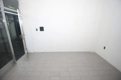 imagem 4 - Loja Comercial na Galeria João Zanetti - Localização Estratégica no Centro de Pelotas imagem 4 - Loja Comercial na Galeria João Zanetti - Localização Estratégica no Centro de Pelotas