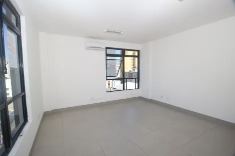 imagem 2 - Sala Comercial no Centro Profissional Montgris - Ampla, Iluminada e Pronta para Receber Seu Negócio! imagem 2 - Sala Comercial no Centro Profissional Montgris - Ampla, Iluminada e Pronta para Receber Seu Negócio!