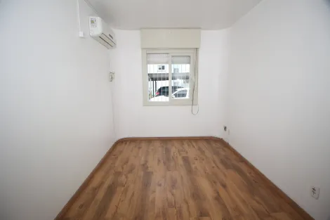 imagem 5 - Apartamento Térreo Reformado no Condomínio Jardim das Hortênsias - Disponível para Venda e Locação imagem 5 - Apartamento Térreo Reformado no Condomínio Jardim das Hortênsias - Disponível para Venda e Locação