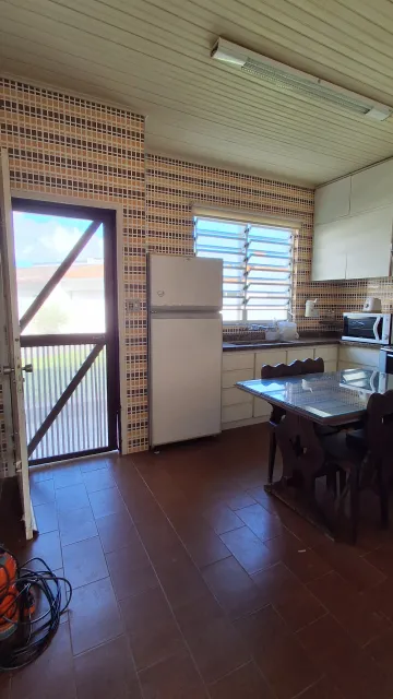 imagem 5 - Casa a venda de 241m², de 3 dormitórios e piscina. imagem 5 - Casa a venda de 241m², de 3 dormitórios e piscina.