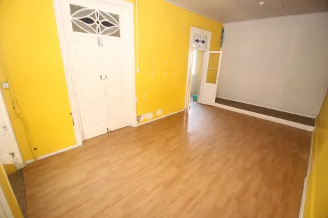 imagem 4 - Casa Ampla no Centro de Pelotas - Ideal para Uso Residencial ou Comercial imagem 4 - Casa Ampla no Centro de Pelotas - Ideal para Uso Residencial ou Comercial
