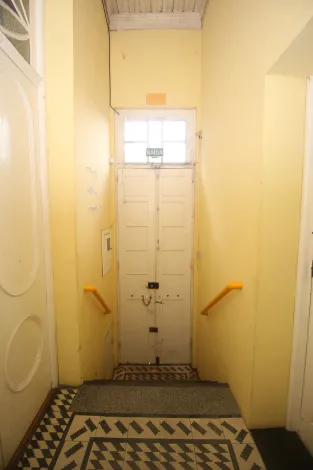 imagem 5 - Casa Ampla no Centro de Pelotas - Ideal para Uso Residencial ou Comercial imagem 5 - Casa Ampla no Centro de Pelotas - Ideal para Uso Residencial ou Comercial
