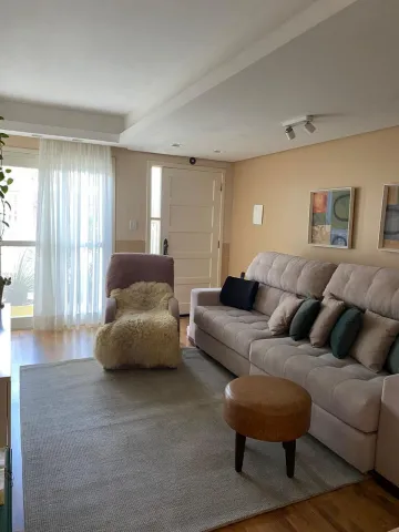 imagem 1 - Casa a venda no bairro Três Vendas, com 3 dormitórios, de 198m². imagem 1 - Casa a venda no bairro Três Vendas, com 3 dormitórios, de 198m².
