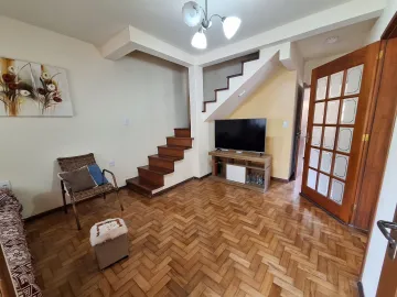 imagem 1 - Vende-se sobrado amplo no Bairro Umuarama - Pelotas imagem 1 - Vende-se sobrado amplo no Bairro Umuarama - Pelotas
