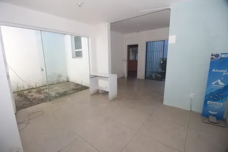 imagem 3 - Oportunidade no Coração de Pelotas - Casa Comercial com Estrutura Versátil e Localização Estratégica imagem 3 - Oportunidade no Coração de Pelotas - Casa Comercial com Estrutura Versátil e Localização Estratégica