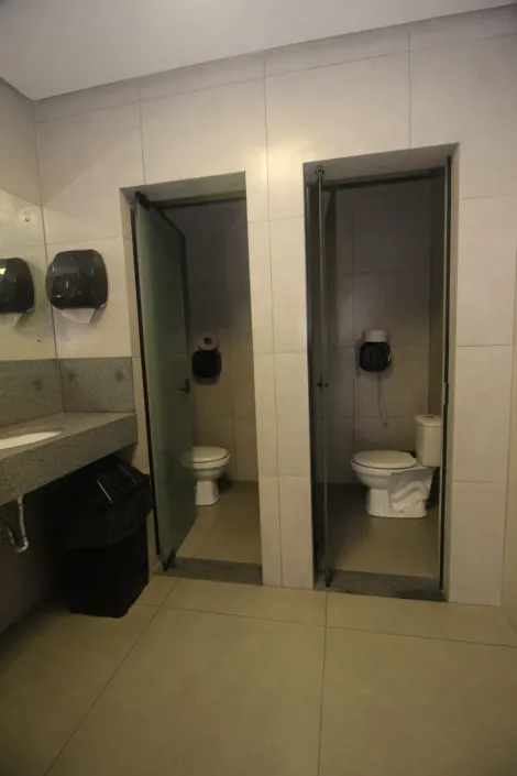 imagem 5 - Loja Comercial com Vitrine na Av. Domingos de Almeida - Alto Fluxo e Localização Estratégica imagem 5 - Loja Comercial com Vitrine na Av. Domingos de Almeida - Alto Fluxo e Localização Estratégica