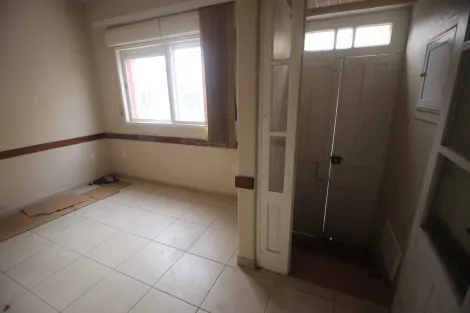 imagem 3 - Sobrado para Locação Comercial ou Residencial no Centro de Pelotas - Versatilidade e Localização Privilegiada imagem 3 - Sobrado para Locação Comercial ou Residencial no Centro de Pelotas - Versatilidade e Localização Privilegiada