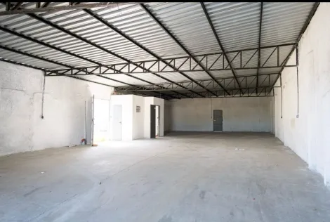 imagem 3 - Galpão Comercial Amplo e Bem Localizado - Próximo à Av. Fernando Osório imagem 3 - Galpão Comercial Amplo e Bem Localizado - Próximo à Av. Fernando Osório