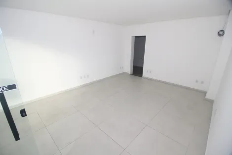 imagem 5 - Loja Comercial com Vitrine Ampla na Av. Domingos de Almeida - Alto Fluxo e Localização Estratégica imagem 5 - Loja Comercial com Vitrine Ampla na Av. Domingos de Almeida - Alto Fluxo e Localização Estratégica
