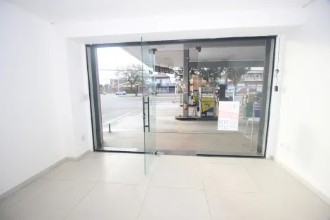 imagem 3 - Loja Comercial com Vitrine Ampla na Av. Domingos de Almeida - Alto Fluxo e Localização Estratégica imagem 3 - Loja Comercial com Vitrine Ampla na Av. Domingos de Almeida - Alto Fluxo e Localização Estratégica