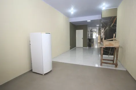 imagem 4 - Casa com Suíte e Lareira no Centro de Pelotas - Conforto, Estilo e Localização Privilegiada imagem 4 - Casa com Suíte e Lareira no Centro de Pelotas - Conforto, Estilo e Localização Privilegiada