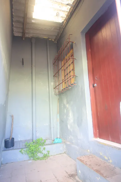 imagem 1 - Casa central de 2 dormitórios e garagem imagem 1 - Casa central de 2 dormitórios e garagem