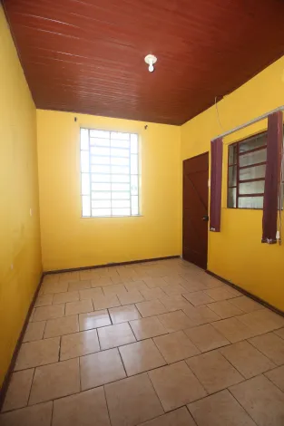 imagem 3 - Casa central de 2 dormitórios e garagem imagem 3 - Casa central de 2 dormitórios e garagem